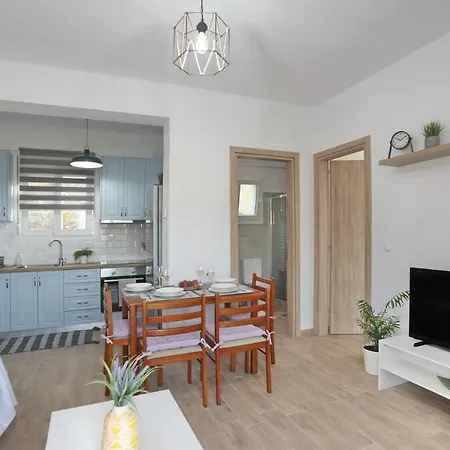 شقة Esperides Quiet Apartment Arethousa With Amazing View